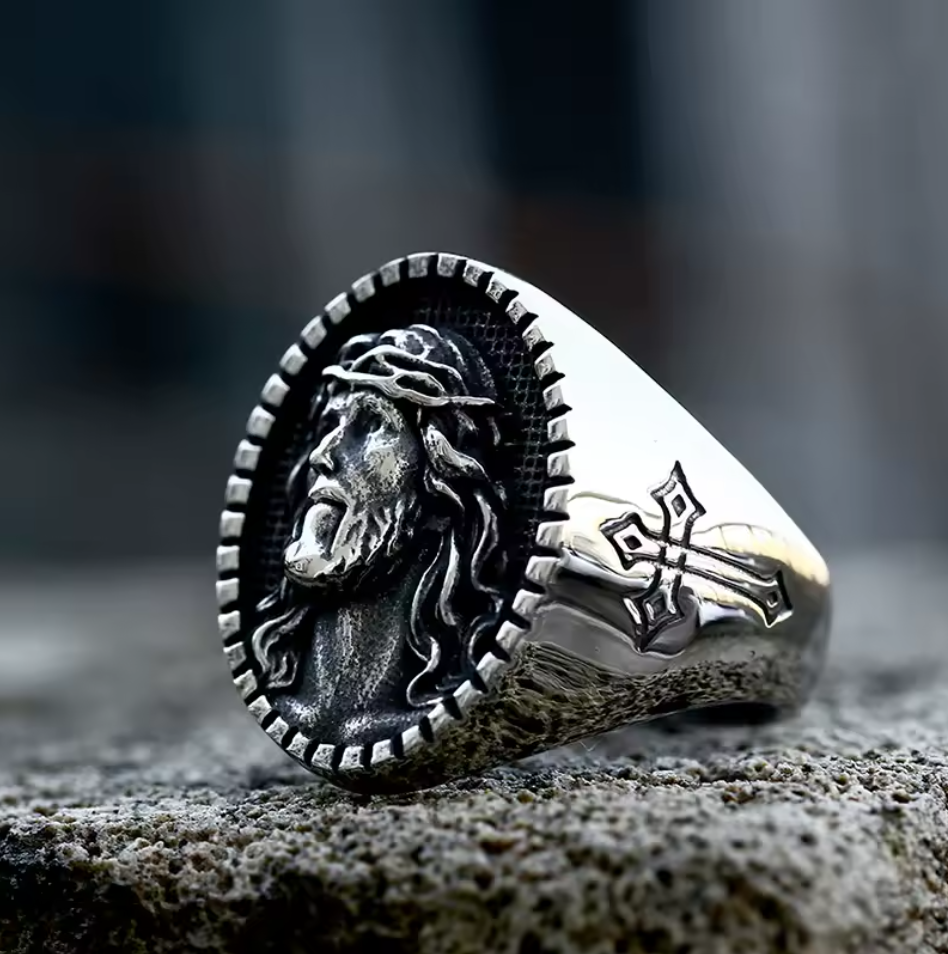 "Divine Gaze" Ring